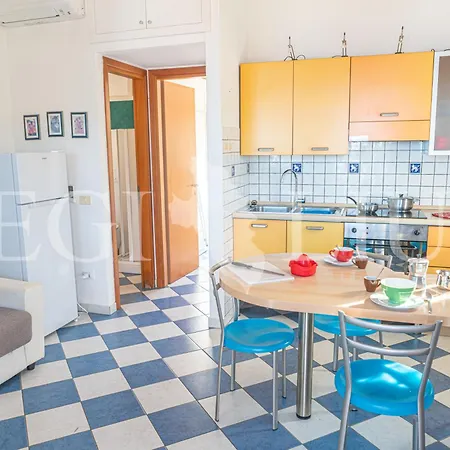 Giglio Viola Apartment